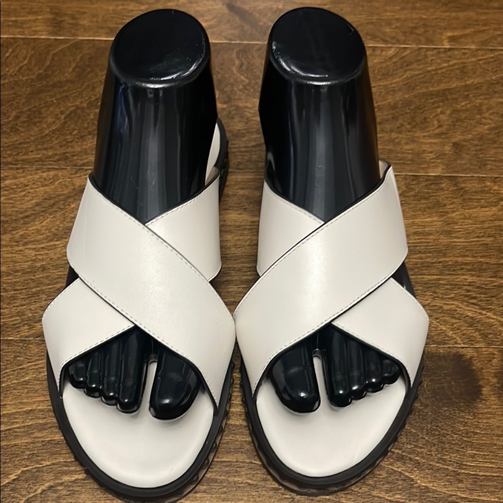 New, COACH Haley Sandals - Picture 2 of 9